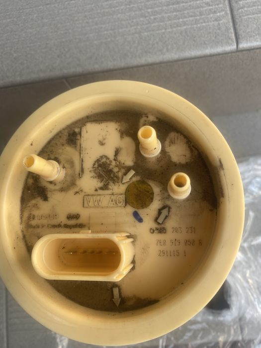 Pompa  rezervor VW T6 7E0 VW Amarok 2H6