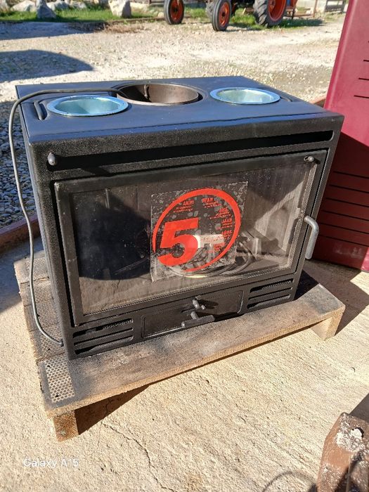 Șemineu/centrală peletsi unul pe lemne i