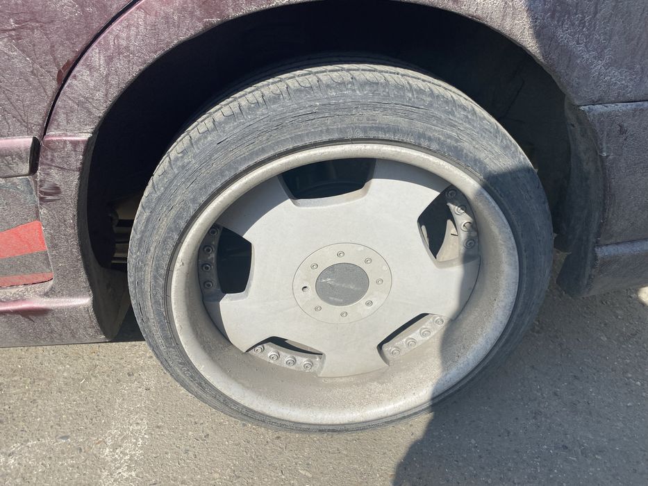 Продам диски с резиной.