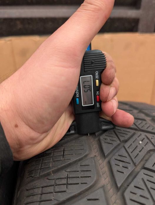 4 anvelope iarna Pirelli Scorpion Winter 235 55R19 101H DOT2020