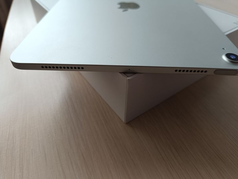 Продам ipad air 4 256gb