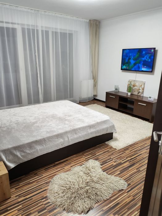 Închiriez apartament 40 mp plus balcon Florești/Florilor