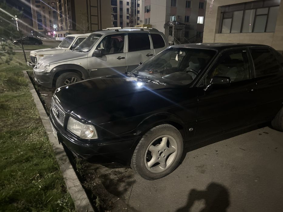 Продам Audi 80 b4