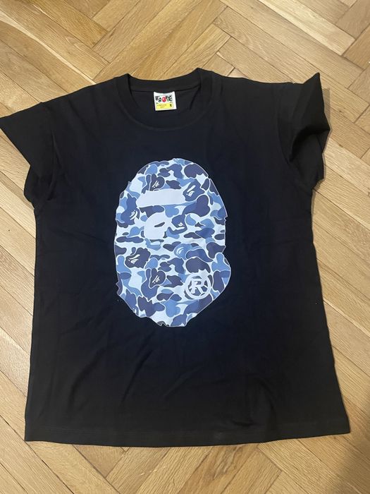 Тениски.    BAPE