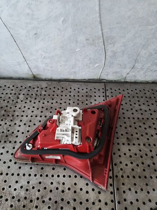 Stop tripla lampa stanga haion opel meriva b 21629003