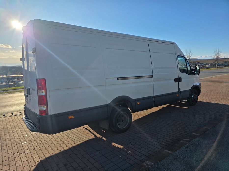 Iveco Daily ,an de fabricatie 2012,aer conditionat,150 cp