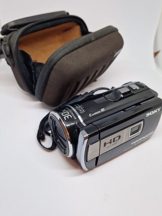 Cameră video Sony HDR-PJ200