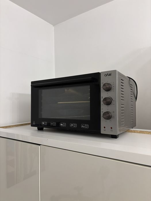 Настольная электропечь Artel MD 4218 L