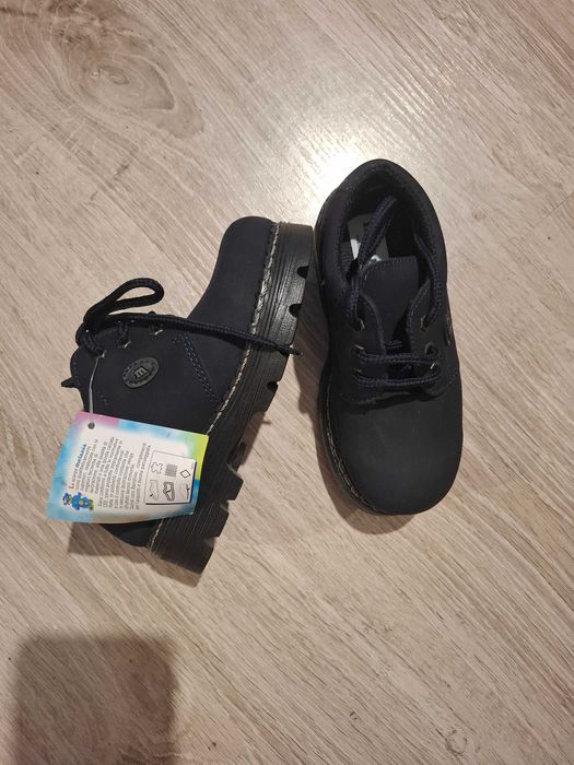 Детски обувки на melania 27 номер