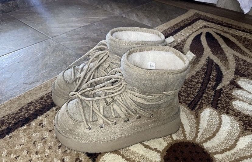 Зимнии ботинки уги