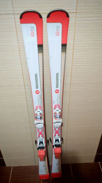 Schiuri rossignol famous 155cn -156 cm-clapari ski