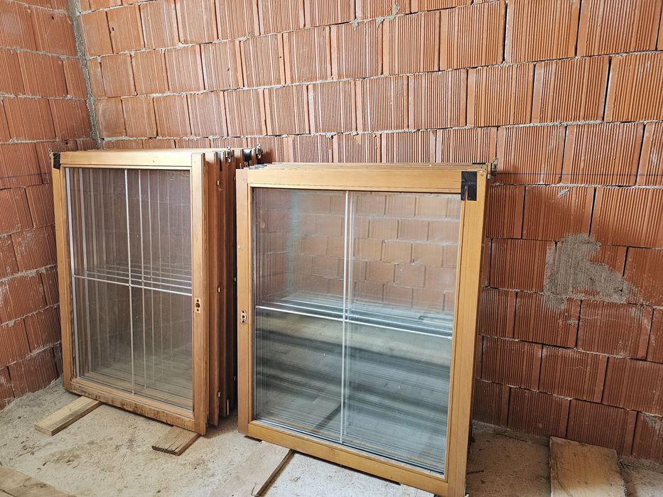 Vand Geamuri termopan cu tâmplărie din lemn