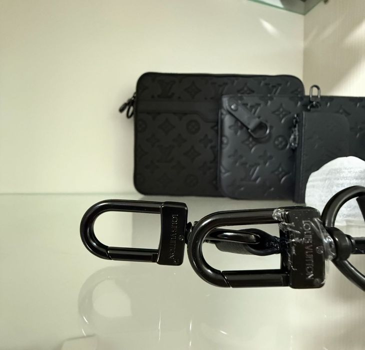 Сумка на плечо Louis Vuitton