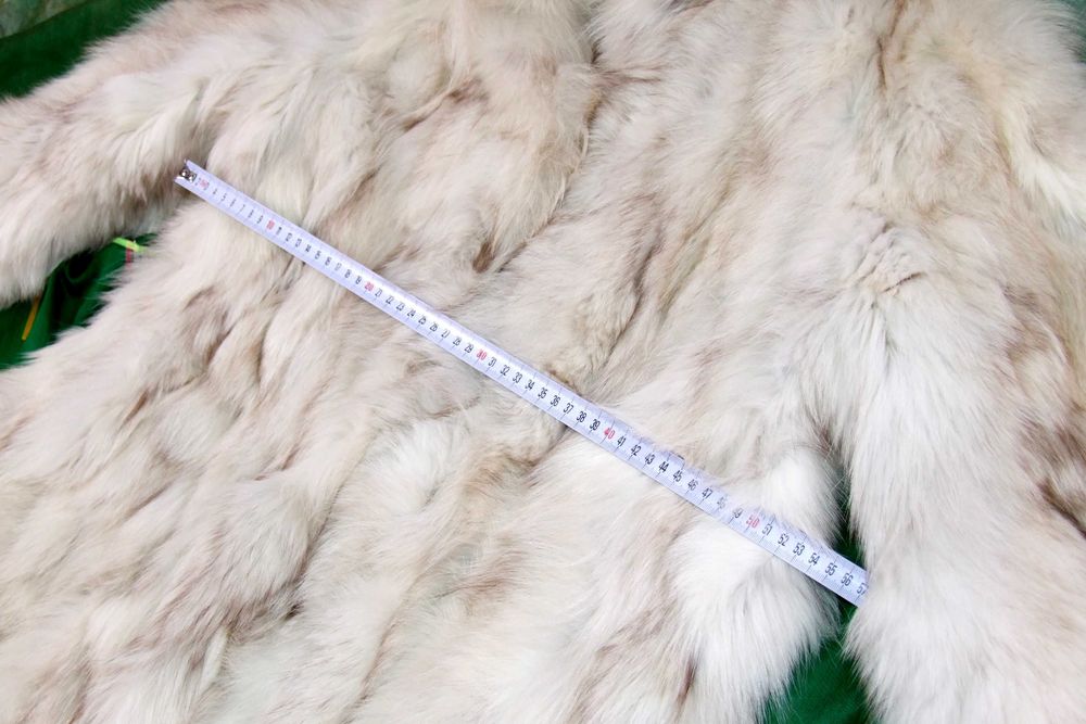 Haina vulpe argintie, blana naturala, mas. 44, Made in Denmark, NOUA