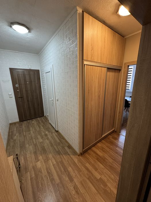 Продавам Апартамент