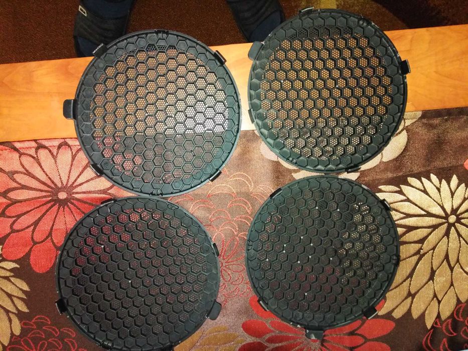 Оригинални решетки за говорители на Ситроен Ксара Пикасо