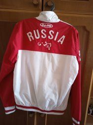 продам спортивный костюм