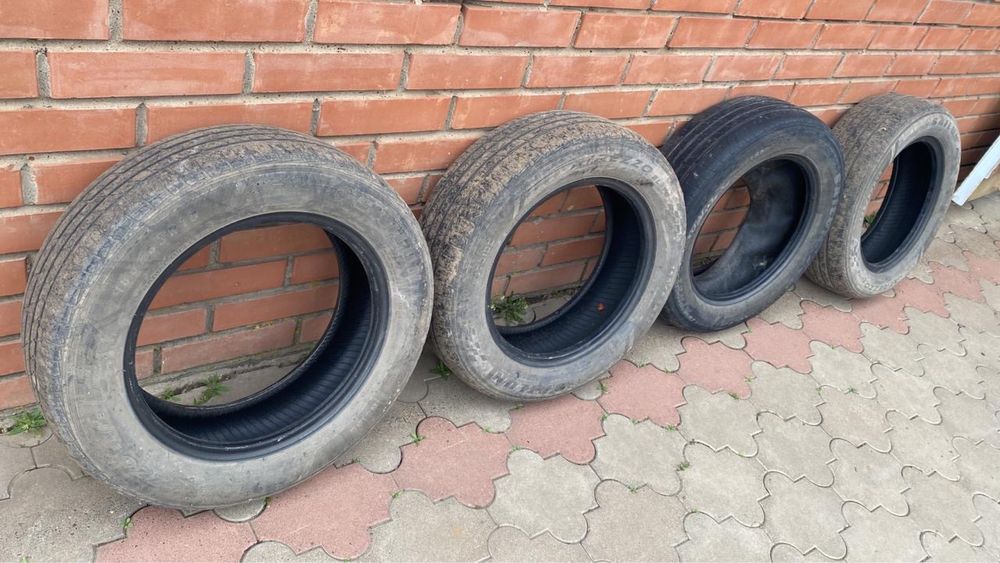 Шины резиновые 15