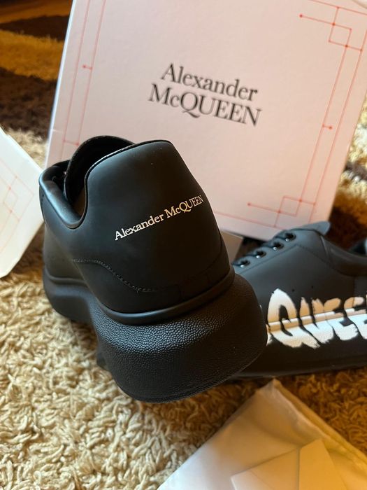 Alexander Mcqueen black
