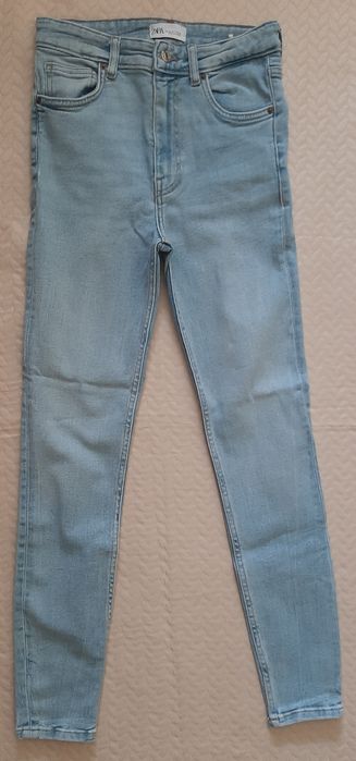 Blugi talie inalta Zara marimea 36,stare foarte buna
