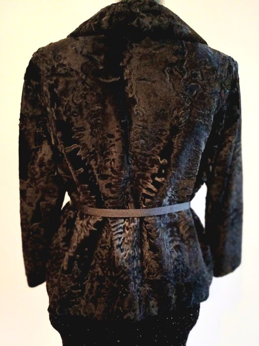 Massimo dutti рокля  и блейзър от астраган