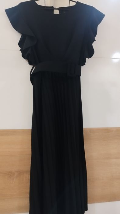 Дамски рокли размер М