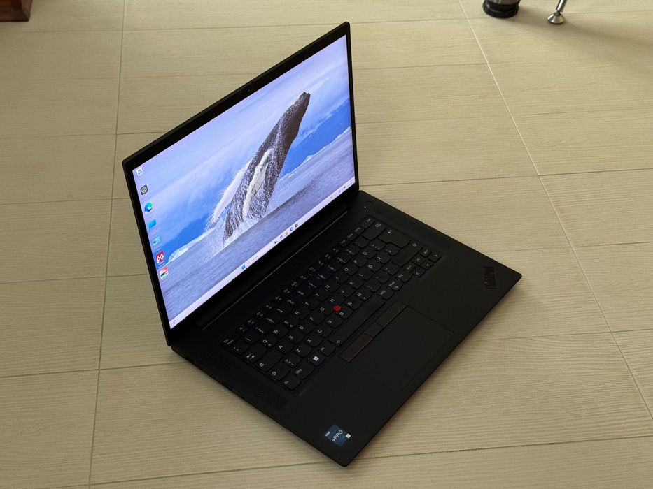 16’ 2.5K 165Hz Core i7-12800H  Lenovo Thinkpad P1 Gen 5  RTX A2000 8GB  32B DDR5  512GB SSD
