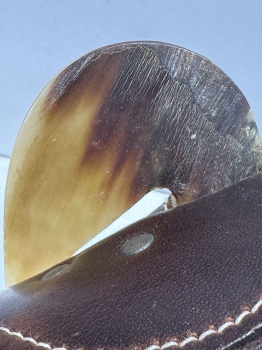 Дамски VINTAGE  колан от естествена кожа. 103см