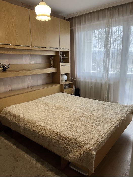 Три ръчно тъкани губери