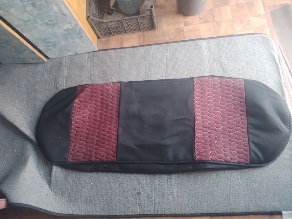 Продам чехлы б/у