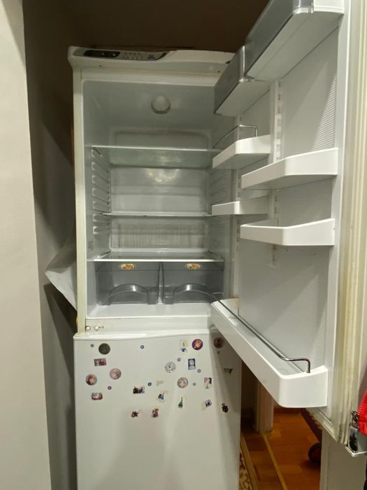 Продам холодильник