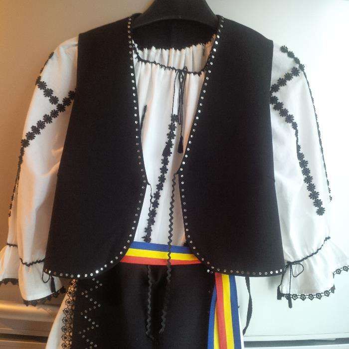 Costum popular fete 5-6 ani