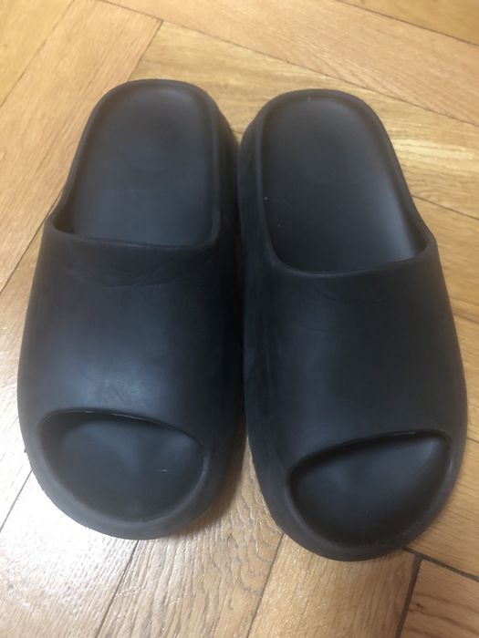 Yezzy Slides Impecabil