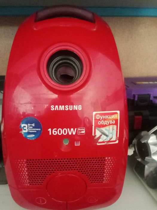 Пылесос почти янги куп ишлатилган сотаман пул керак.