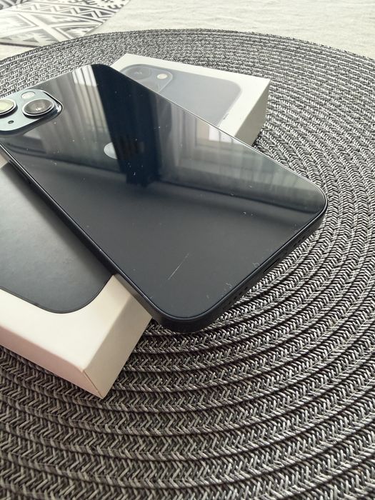 Iphone 13 - 128GB син, с подаръци