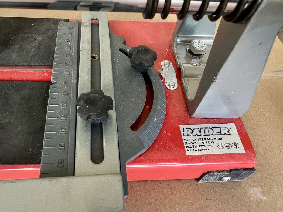 Машина за рязане на плочки Raider RD-TC13 60 см