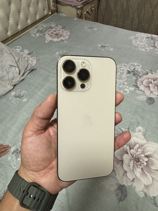 Продам Iphone 14 pro max 1 tb