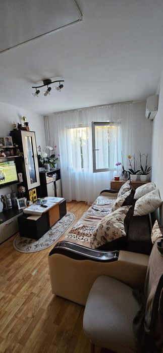 Vand Apartament 3 Camere Zona Florilor