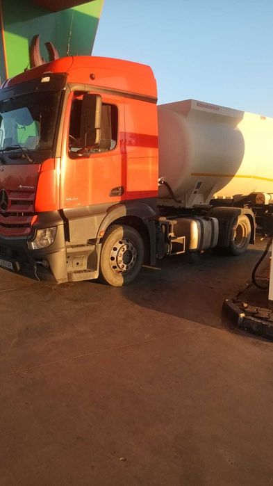 Cap tractor Mercedes Actros ADR 460
