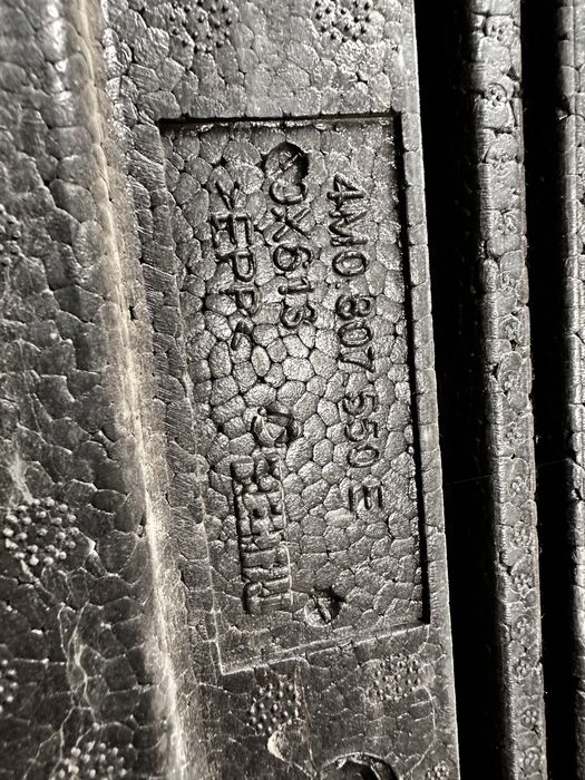 Absorbant bară față audi q7.4m.