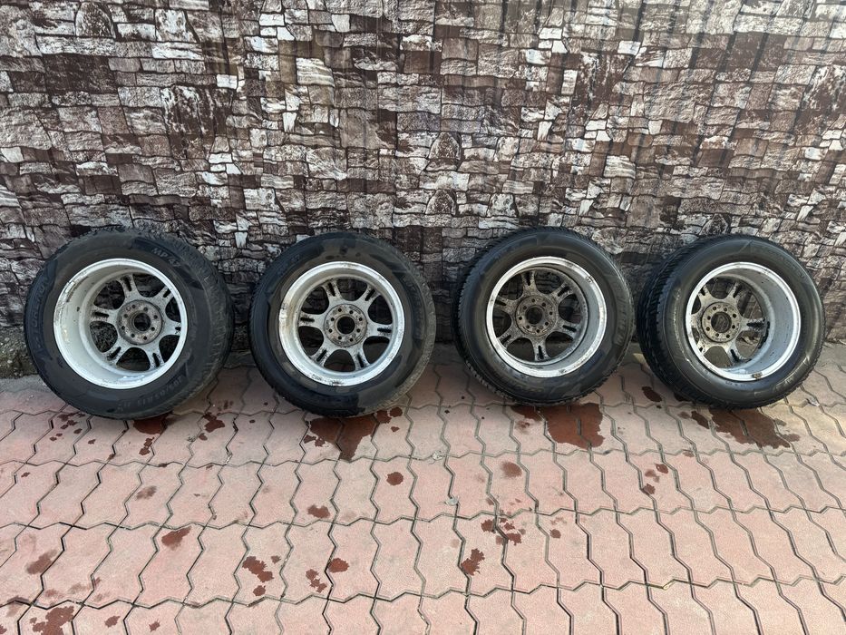 Продам R15 диски с резиной