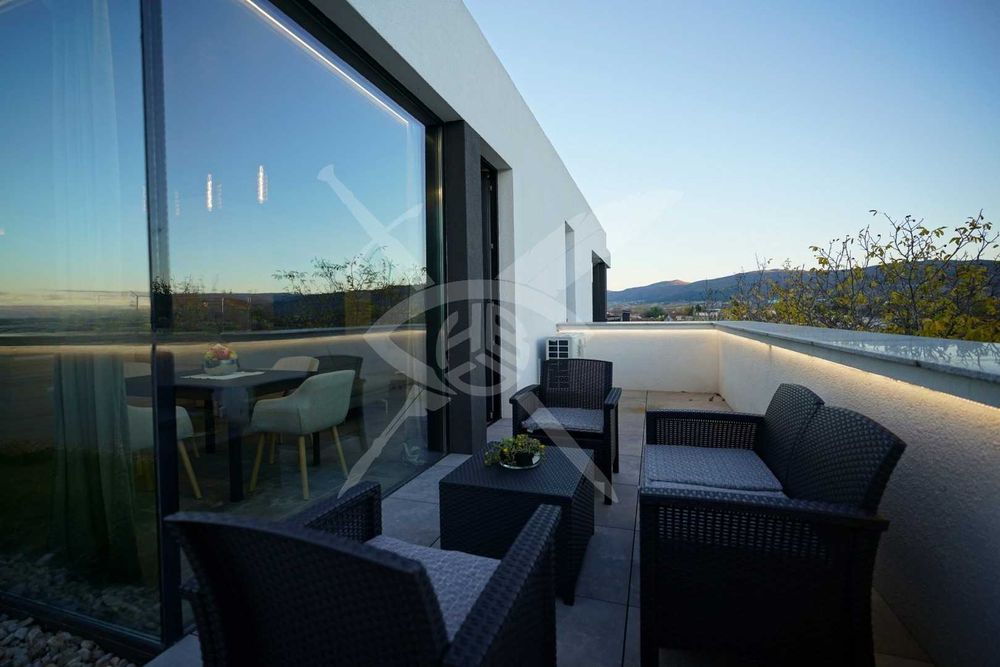 Дава се под наем Тристаен апартамент в София, Горубляне - 168 кв.м за 1595.79 € - Снимка #7