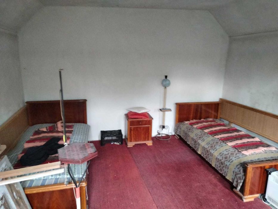 Teren 2600 mp Valea Brazilor-Curtea de Argeș, cu cabana, investitie