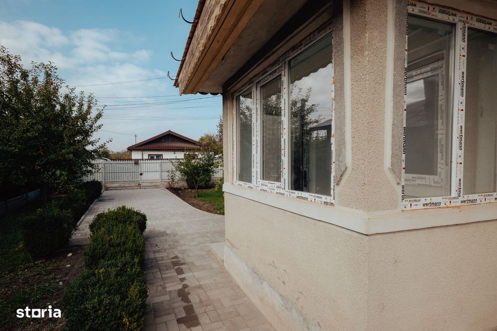 Casa renovata cu teren generos 1186 mp, inconjurata de padure