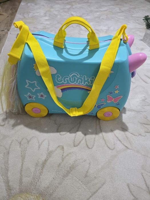 Vand troler Trunki pentru copii