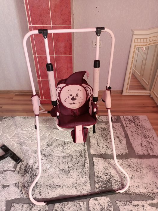 Детская коляска, стул, качеля