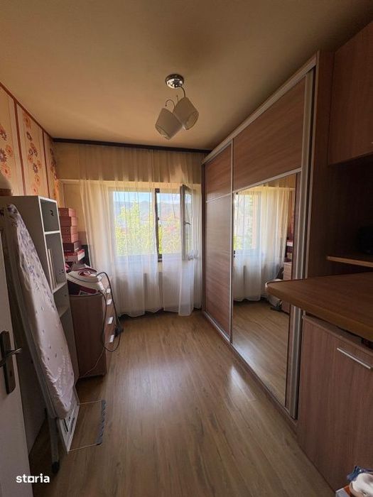 Apartament 4 camere | 80 mp| Etaj 2 | Utilat | Bulevardul Traian – B
