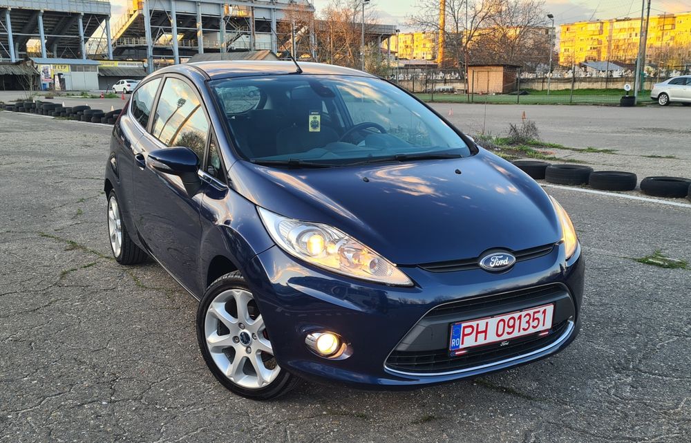 Ford Fiesta Titanium 2011 * 1.3 Benzină Clasic* Euro 5  * Navi * Klimă * Xenon * Senzori * Jante