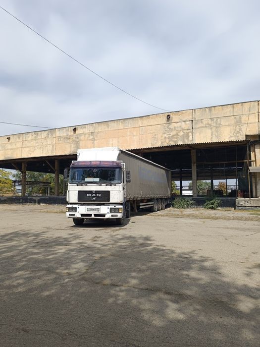 Ман Камондор 1995 года