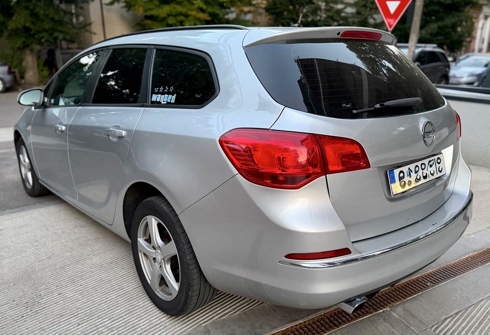 Opel astra J 2014